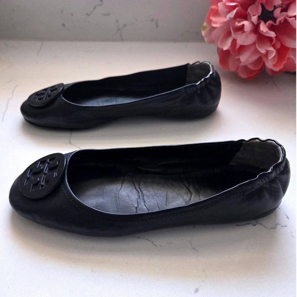 Tory Burch Minnie Travel Ballet Flats Black Leather Logo Medallion 8M 51158251